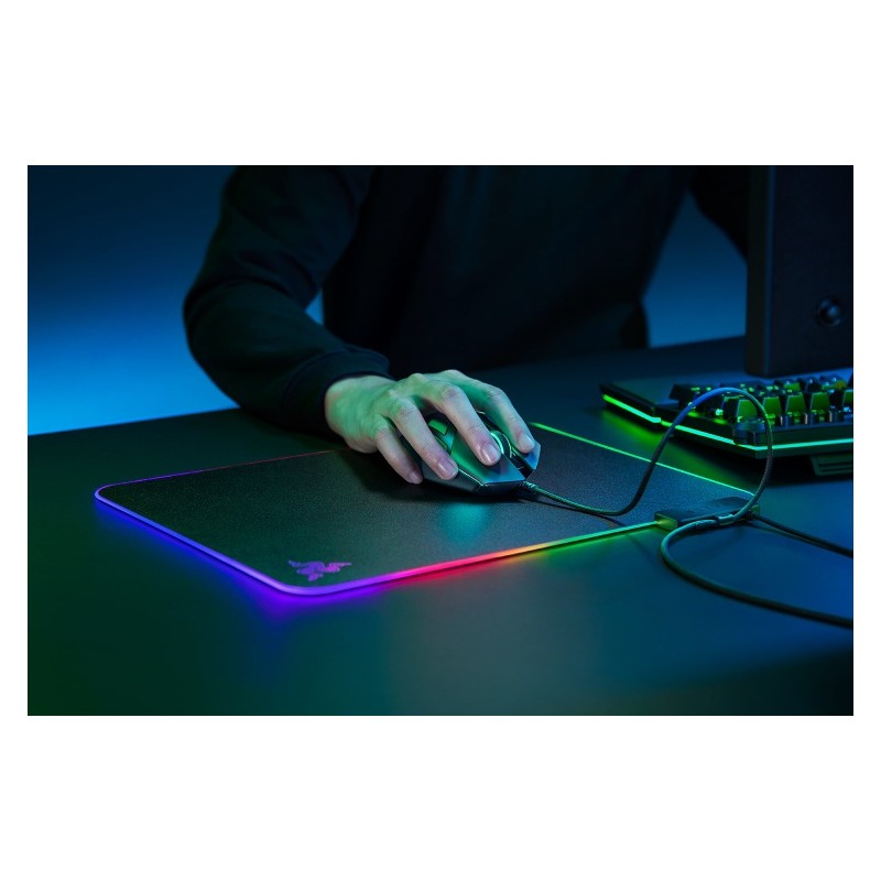Žaidimų pelės kilimėlis Razer Firefly V2 - Chroma RGB Lighting, Juoda