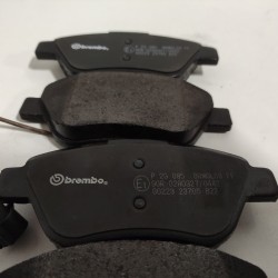 Ecost prekė po grąžinimo Brembo P23085 priekinis disko stabdžių padas, 4 rinkinys