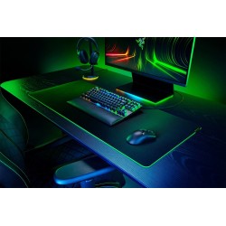 Žaidimų pelė Razer Viper V2 Pro, Right-hand RF, Wireless + USB Type-C, Optical 30000 DPI, Juoda