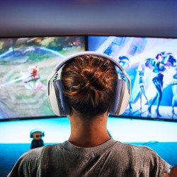 Logitech G435 LIGHTSPEED Belaidės žaidimų ausinės, Bluetooth, Off White and Lilac