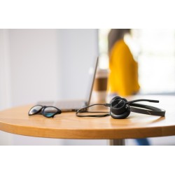 Poly Voyager 4320 MS Teams Belaidės ausinės, Bluetooth, USB-C, +BT700 dongle, +Charging Stand, Juoda