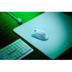 Razer Viper V3 Pro Belaidė žaidimų pelė RF Wireless + USB-C, 35000 DPI, Balta