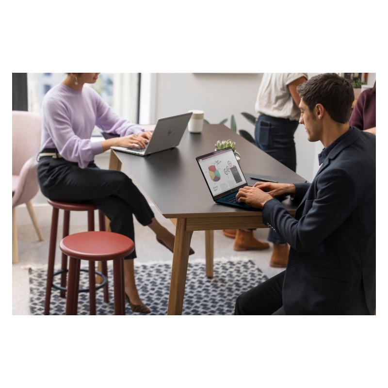 HP EliteBook 660 G11 Nešiojamas kompiuteris 16'' WUXGA Ultra 5 125U 16GB 512GB SSD W11P, Pike silver