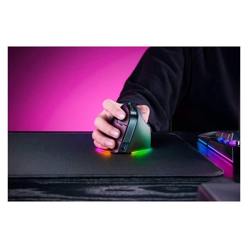 Razer Pro Click V2 Vertical Ergonomic Belaidė pelė RF Wireless+Bluetooth+USB-C, 30000 DPI, Juoda