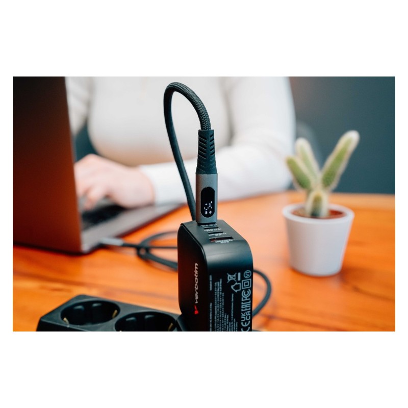 Verbatim 31849 Sync & Charge Kabelis USB-C į USB-C 240W 40Gbps 120cm, Power Display, Pilka/Juoda
