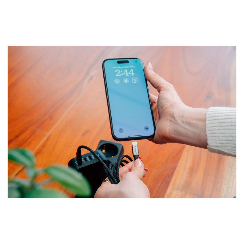Verbatim 31845 Sync & Charge Kabelis USB-C į USB-C 60W 480Mbps 120cm, Pilka/Juoda