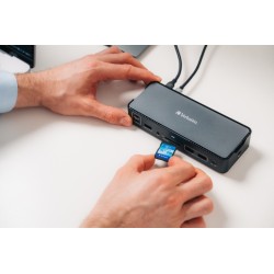 Verbatim 32171 CDS-15 USB-C Pro Jungčių stotelė 15 Ports, Pilka/Juoda