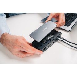 Verbatim 32174 CDS-15SSD USB-C Pro Jungčių stotelė 15 Ports, 256GB SSD, Pilka/Juoda